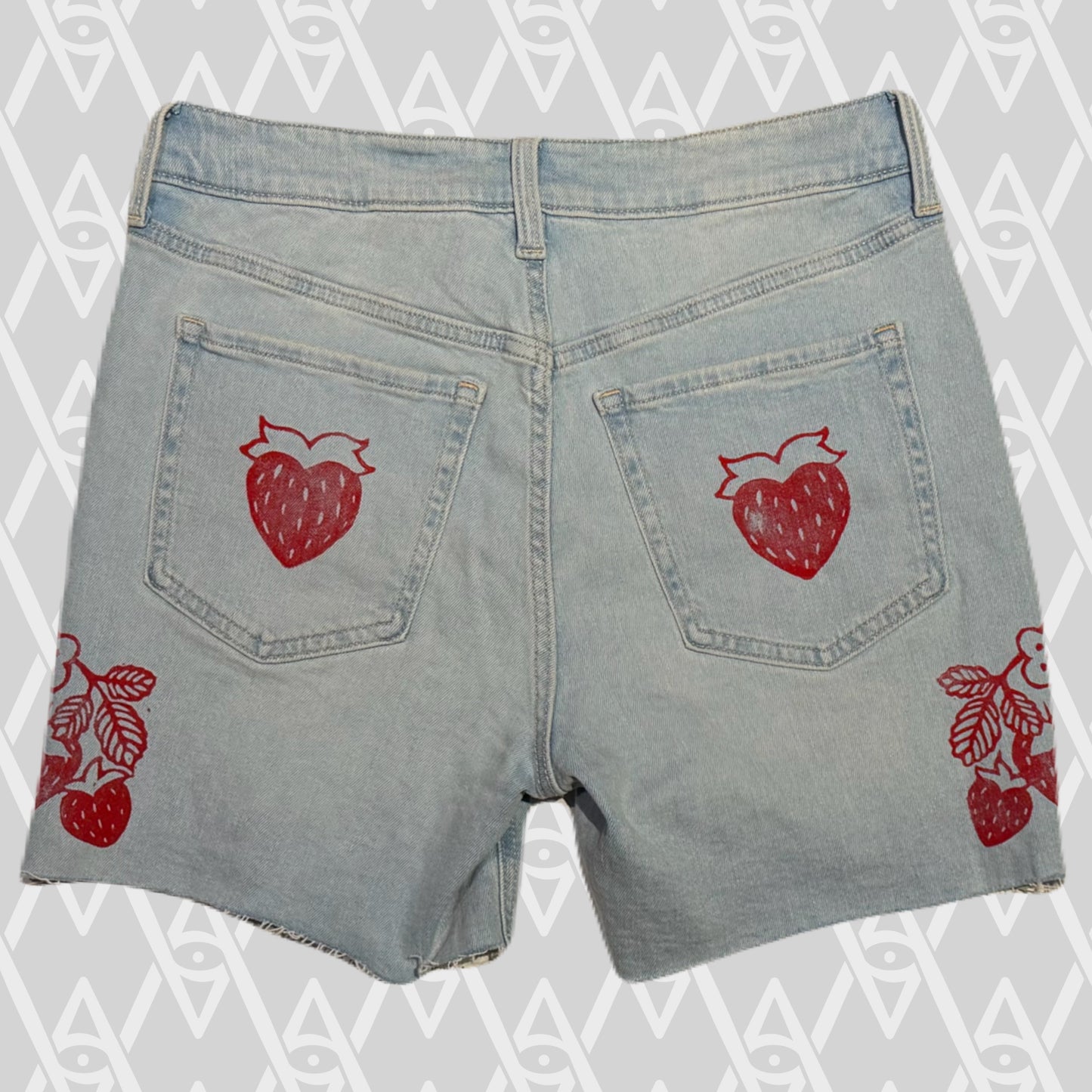 Strawberry Shorts Size 8