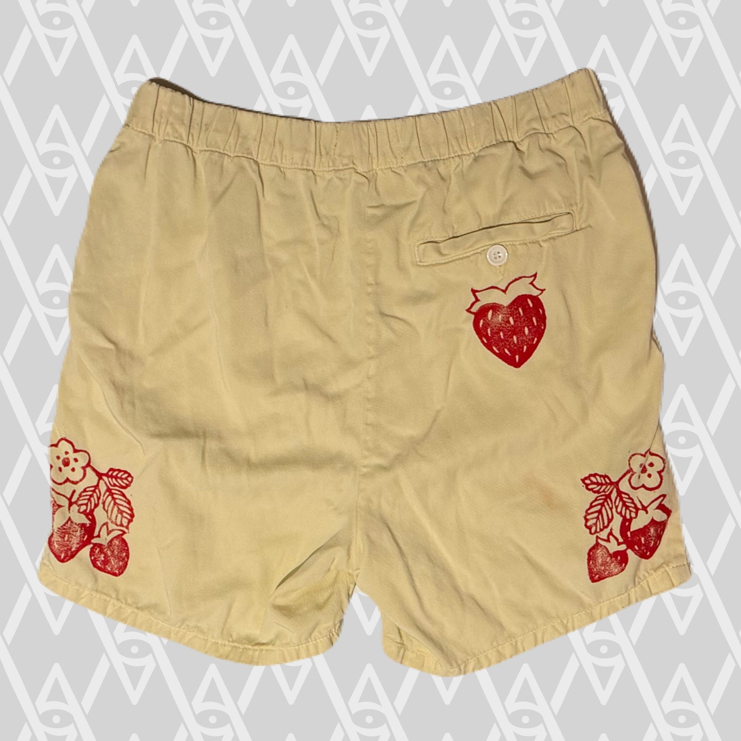 Strawberry Shorts Size M