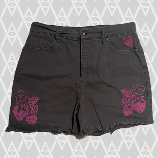 Strawberry Shorts Size 6