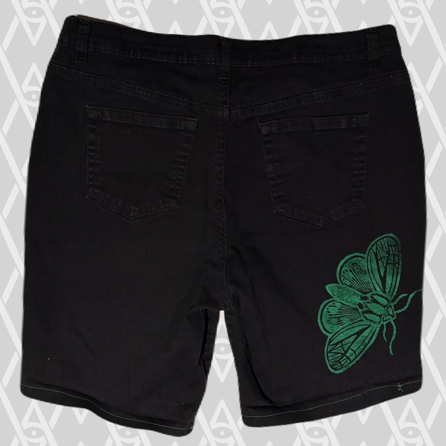 Tiger Moth Shorts Size 16w