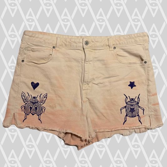Beetle Shorts Size 18