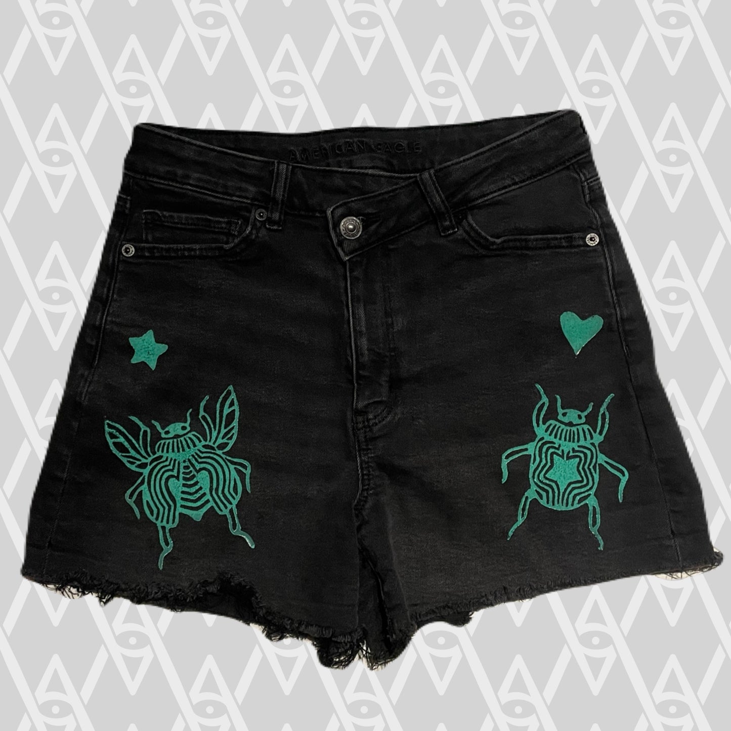 Beetle Shorts Size 4