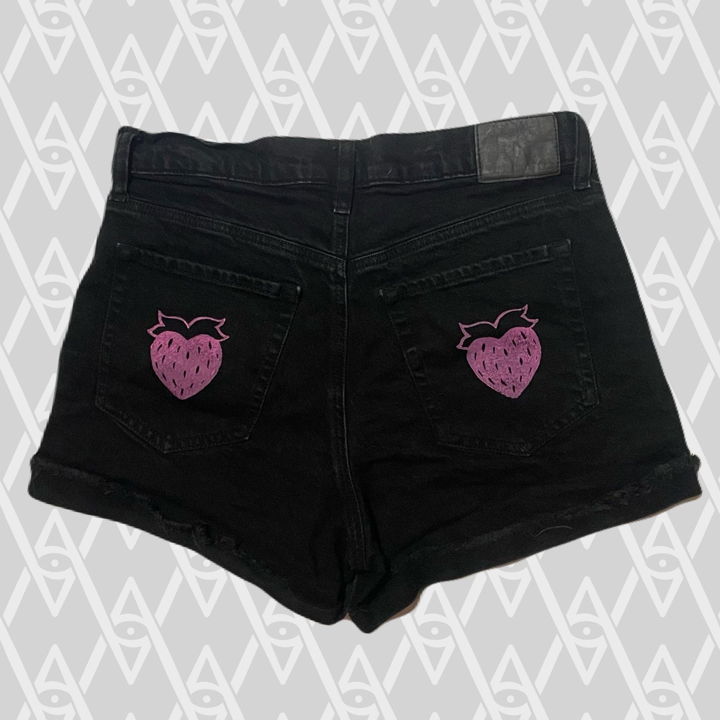 Strawberry Shorts Size 10