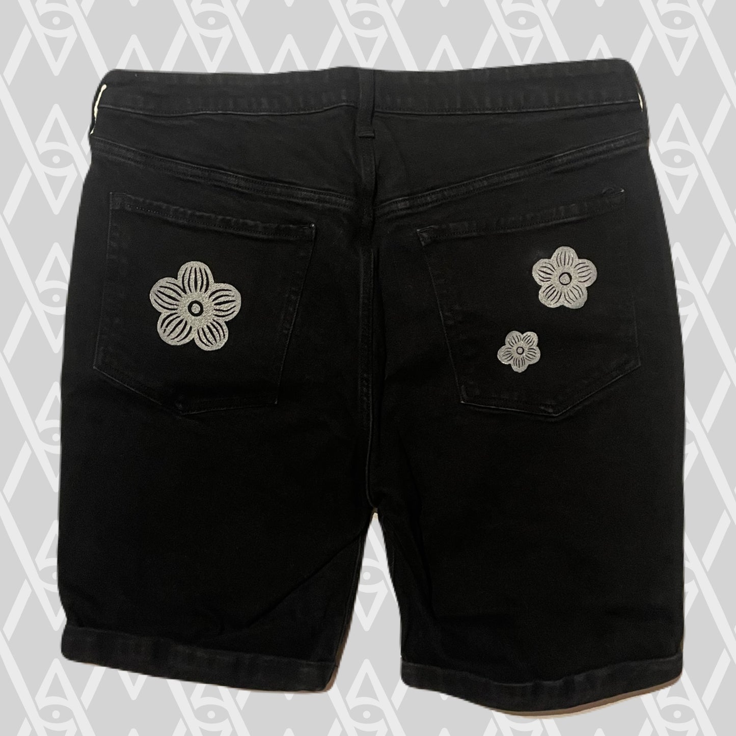 The Lovers Shorts Size 16