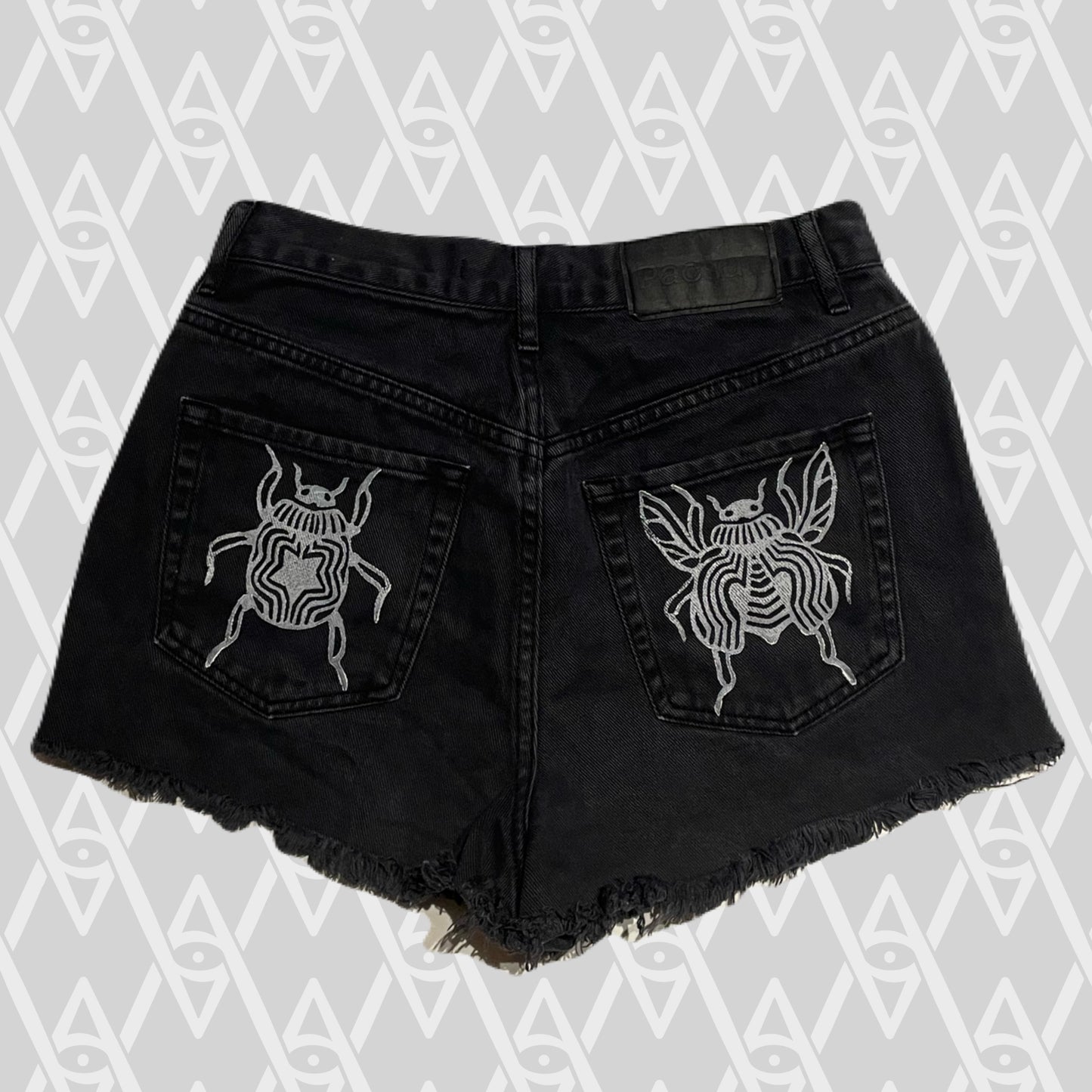 Beetle Shorts Size 27”