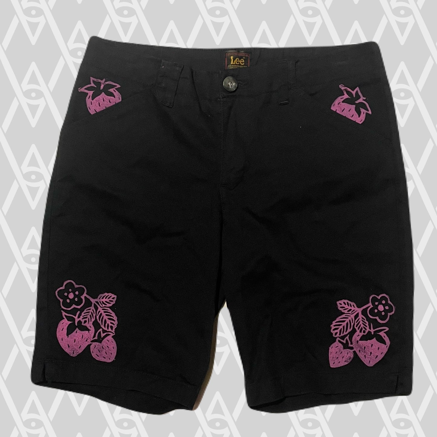 Strawberry Shorts Size 8