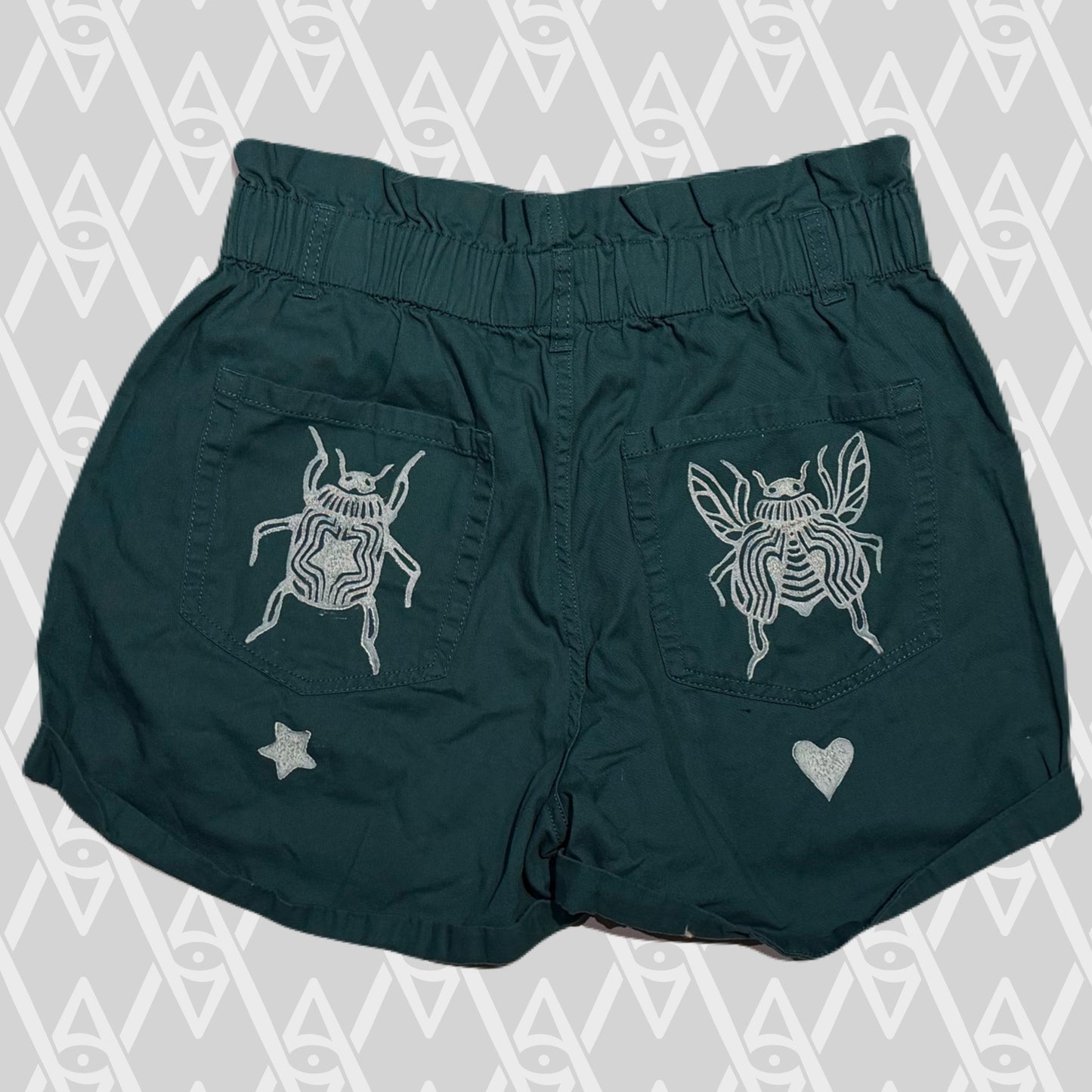 Beetle Shorts Size M