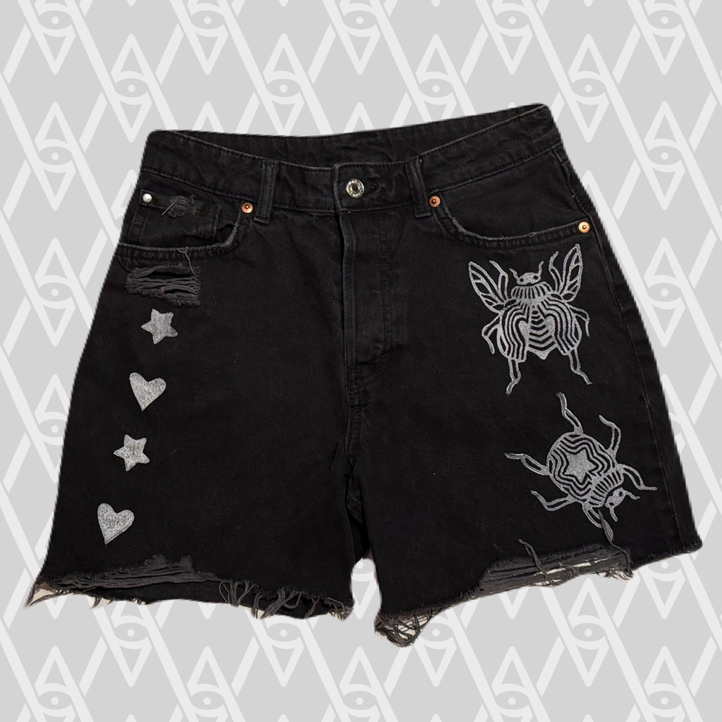 Beetle Shorts Size 6