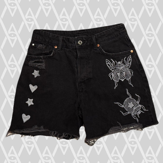 Beetle Shorts Size 6
