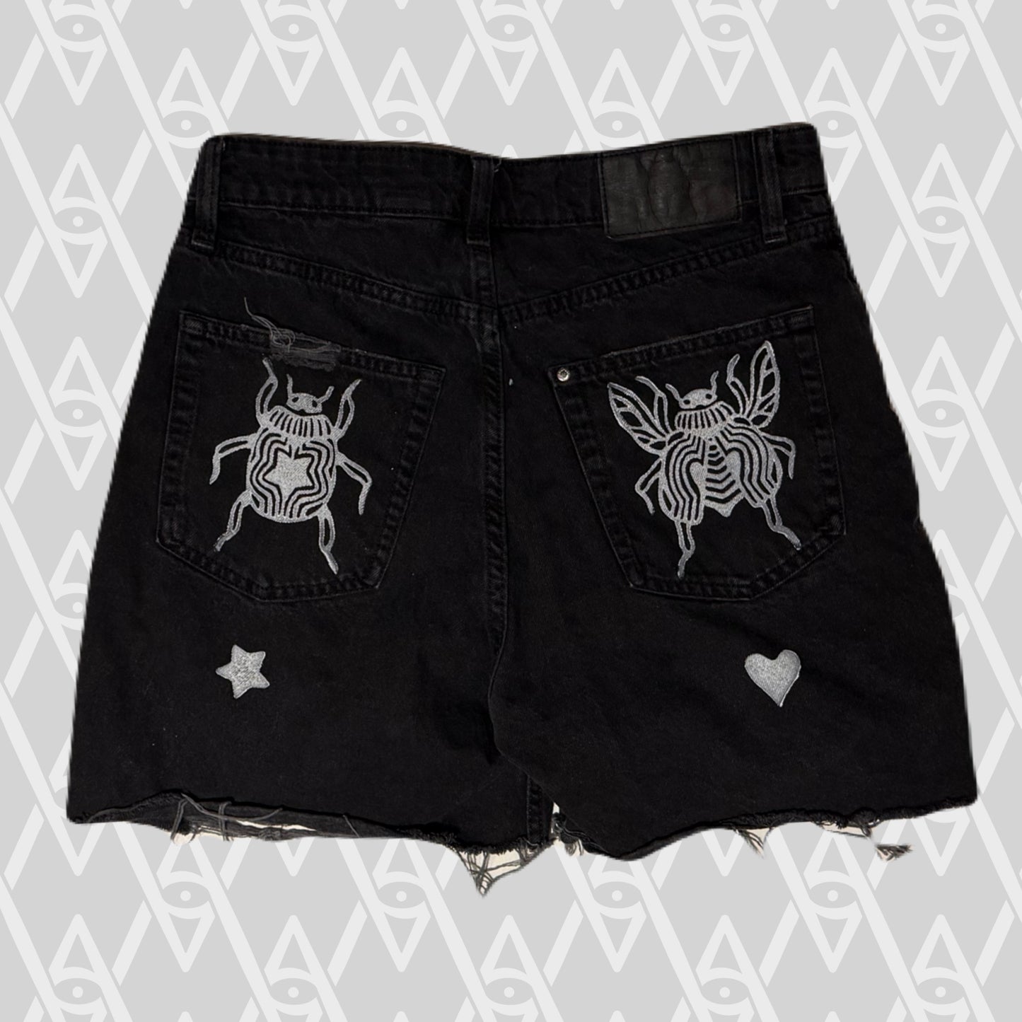 Beetle Shorts Size 6