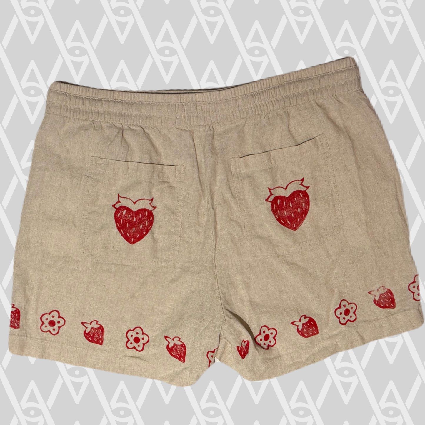 Strawberry Shorts Size L