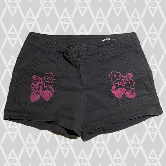 Strawberry Shorts Size 6
